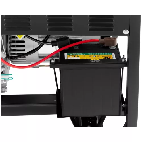 Aggregátor - 2830 / 8500 W - 30 l - 230/400 V - mobil - AVR - Euro 5 (Konnektor: Igen)